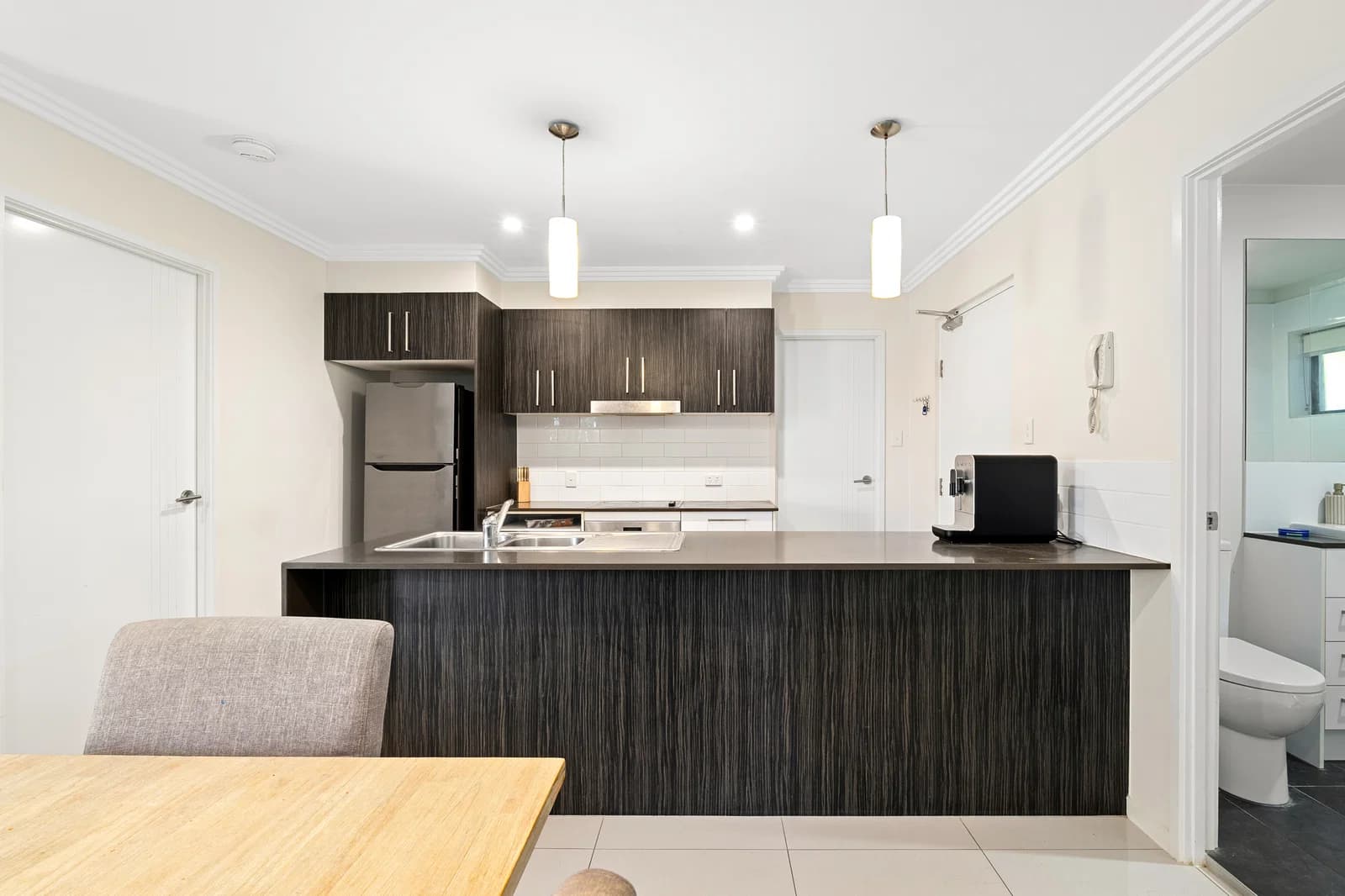 1/2 Hicks Street, Mount Gravatt East, QLD, 4122, Mount Gravatt East - Thumbnail 2