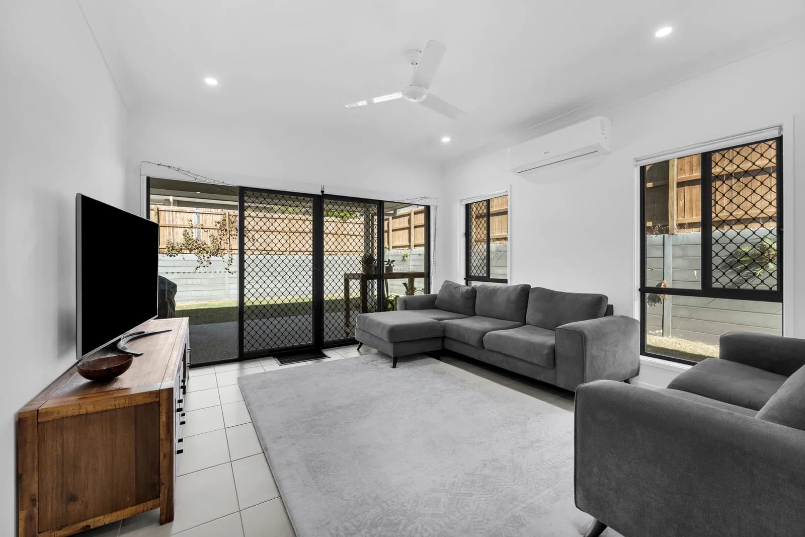 6 Kippen Close, Spring Mountain, QLD, 4300, Spring Mountain - Thumbnail 5