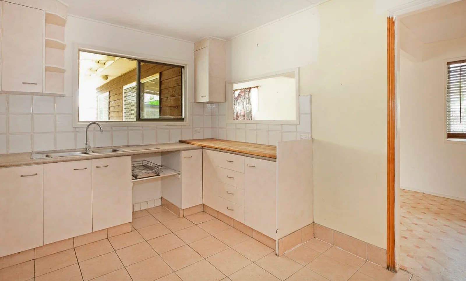 14 Old Gympie Road, Kallangur, QLD, 4503, Kallangur - Thumbnail 2