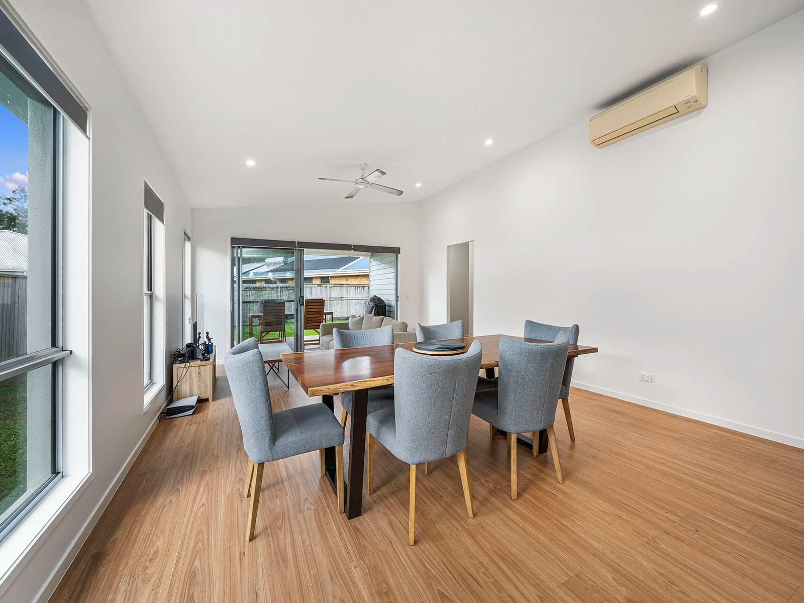 40 Palmerston Crescent, Beerwah, QLD, 4519, Beerwah - Thumbnail 7