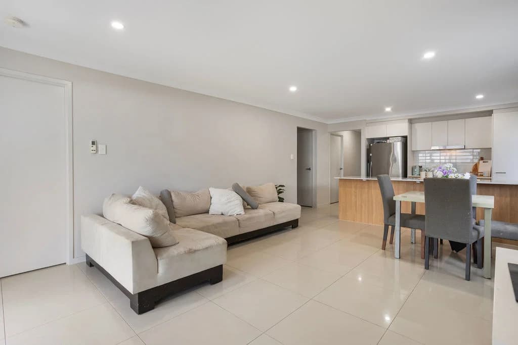 22 Priestly Place, Redbank, QLD, 4301, Redbank - Thumbnail 6