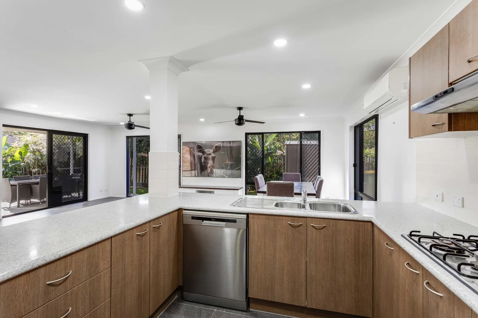 47 Allison Drive, Kallangur, QLD, 4503, Kallangur - Thumbnail 3