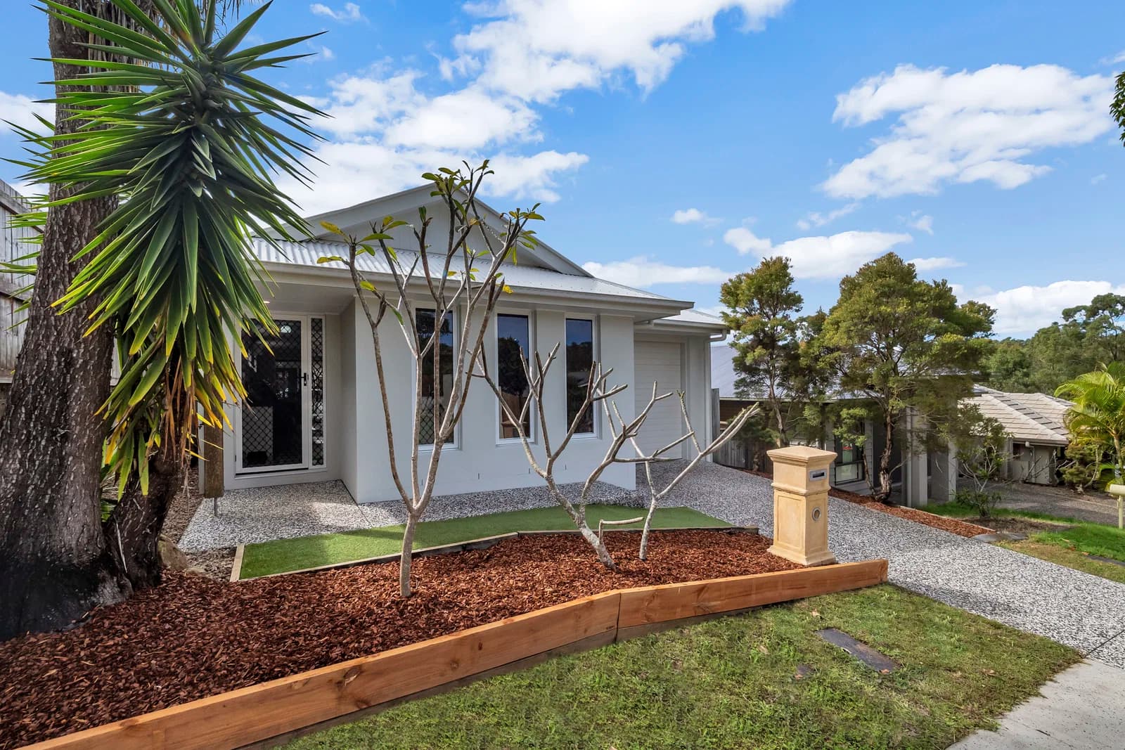 4 Keppel Close, Springfield Lakes, QLD, 4300, Springfield Lakes - Thumbnail 2