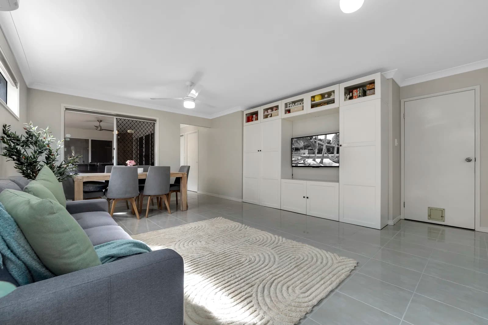 4 Keppel Close, Springfield Lakes, QLD, 4300, Springfield Lakes - Thumbnail 4