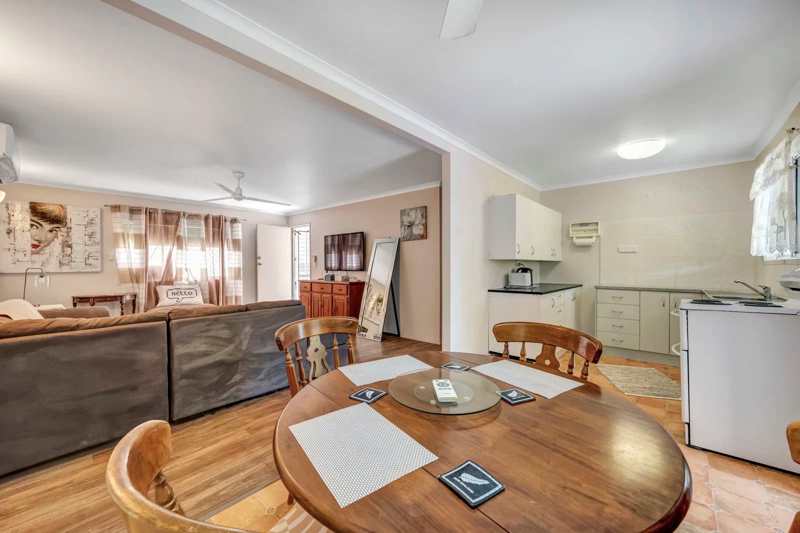 33 Karanya Street, Mount Louisa, QLD, 4814, Mount Louisa - Thumbnail 4