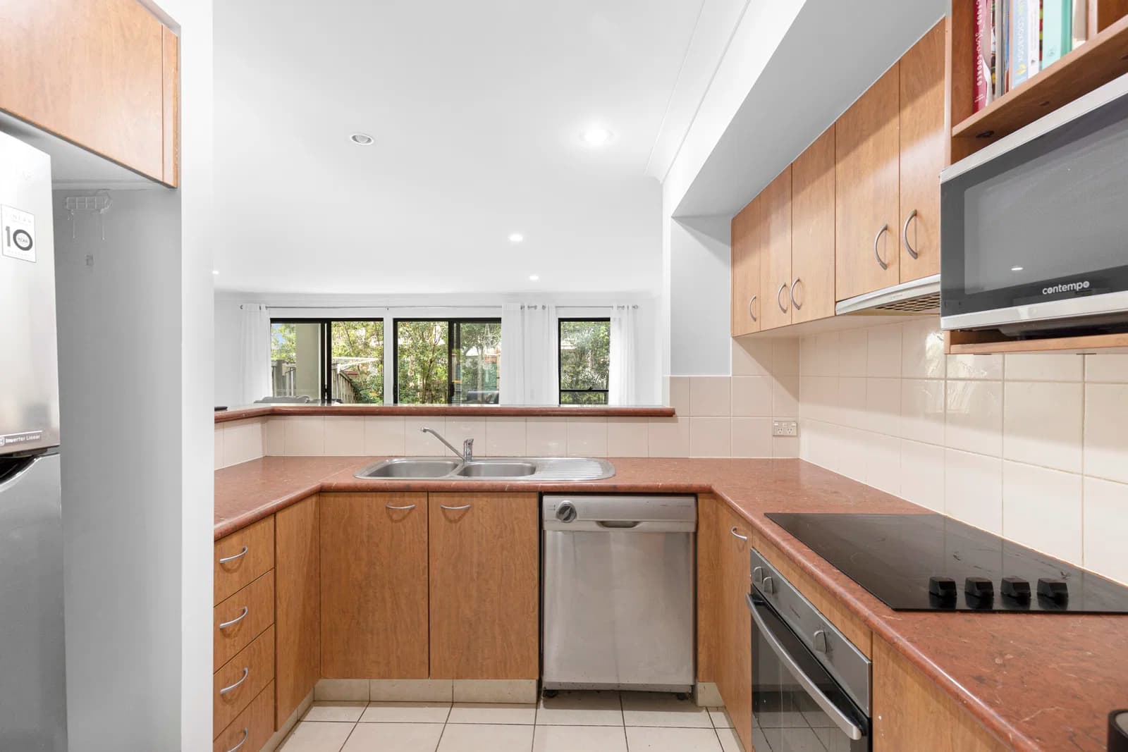 57/302 Christine Avenue, Varsity Lakes, QLD, 4227, Varsity Lakes - Thumbnail 4