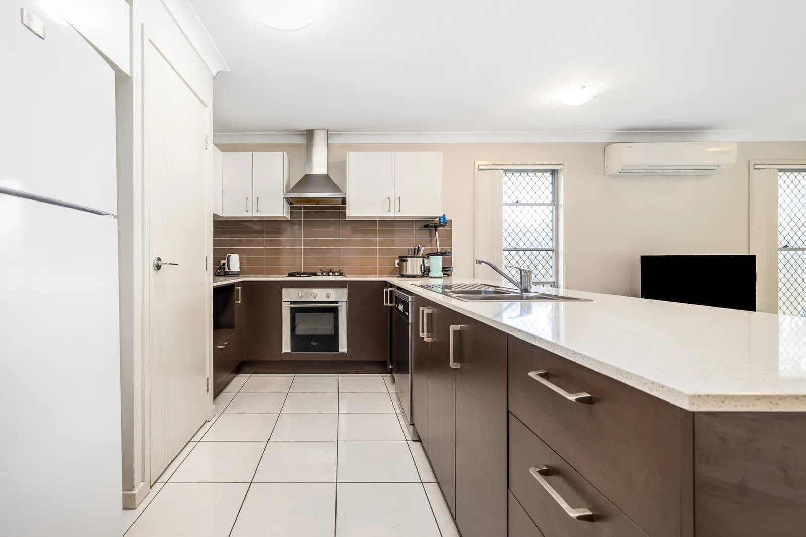 35 Sunstone Court, Logan Reserve, QLD, 4133, Logan Reserve - Thumbnail 4