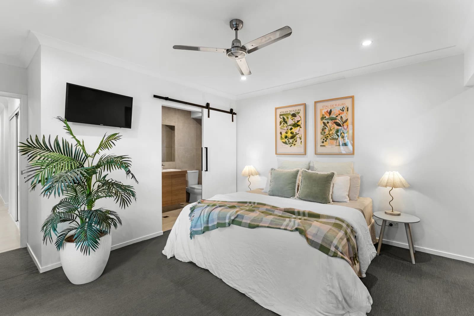 8 Bowerbird Avenue, Burnside, QLD, 4560, Burnside - Thumbnail 8