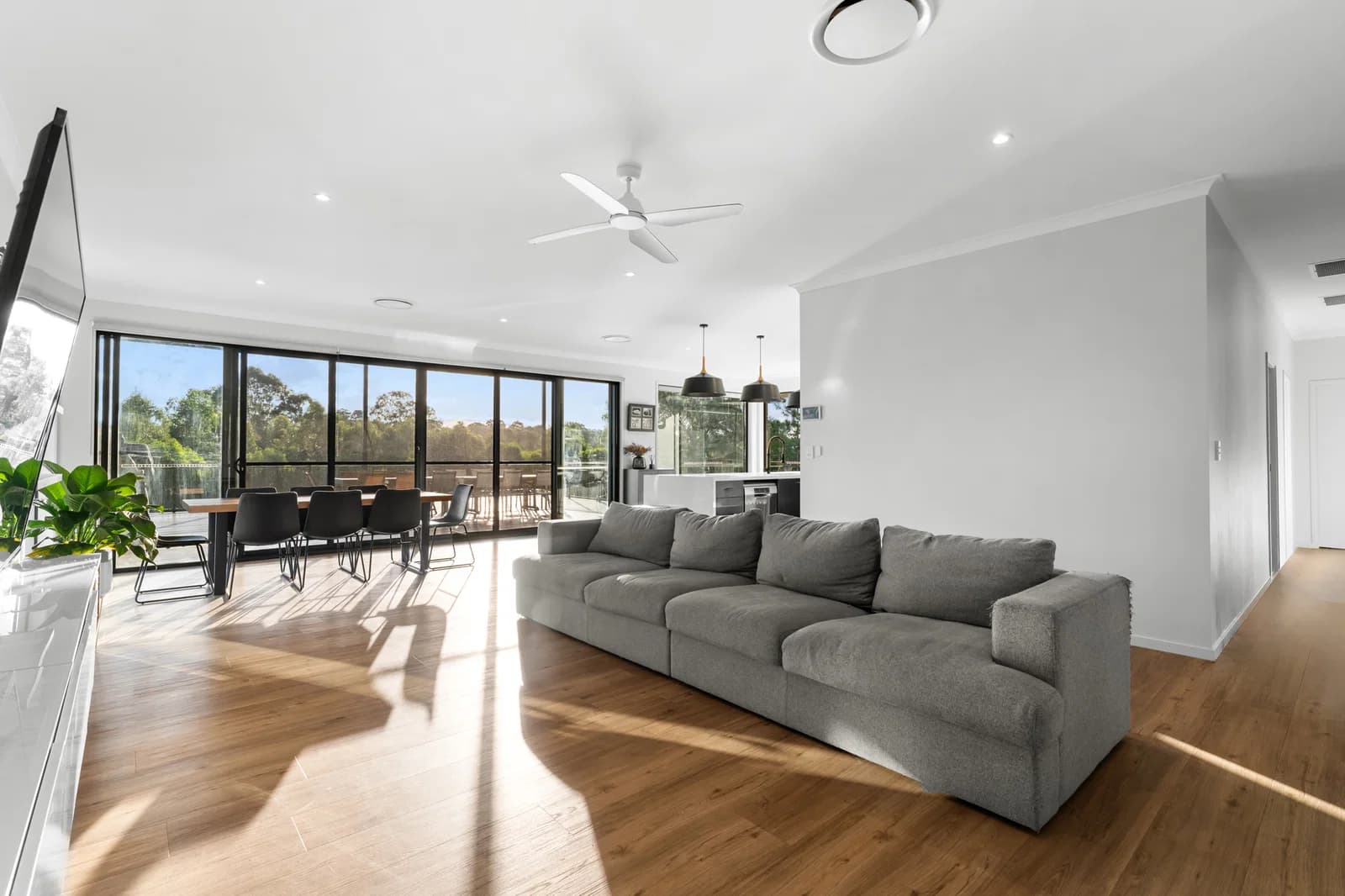 49 Sandford Street, Delaneys Creek, QLD, 4514, Delaneys Creek - Thumbnail 3