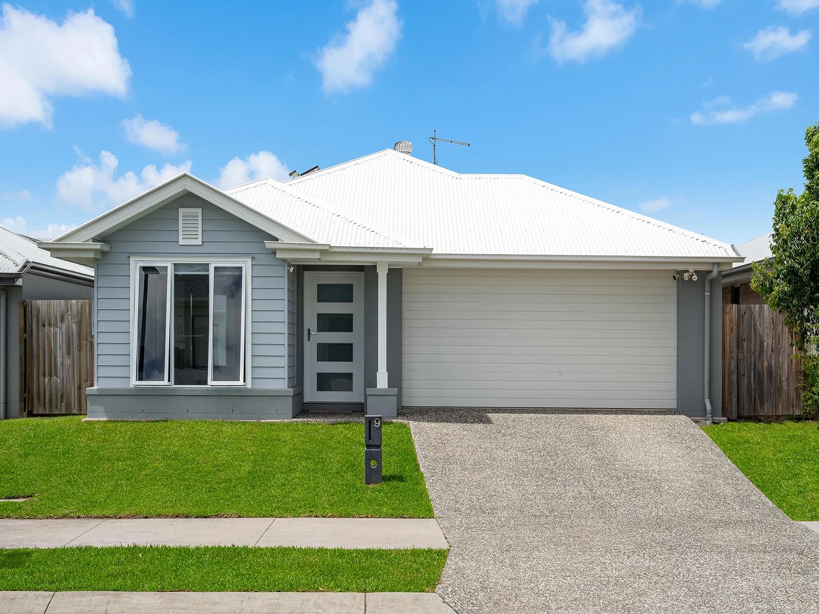 9 Blythe Street Palmview QLD 4553, Palmview - Image 1