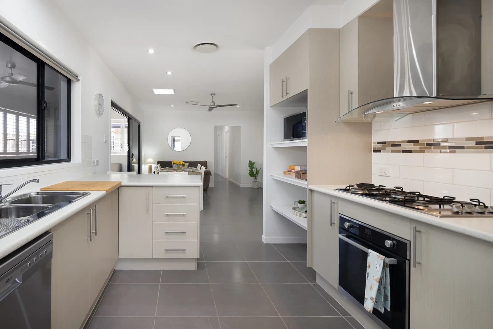 17 Zircon Place Mango Hill QLD 4509, Mango Hill - Thumbnail 5