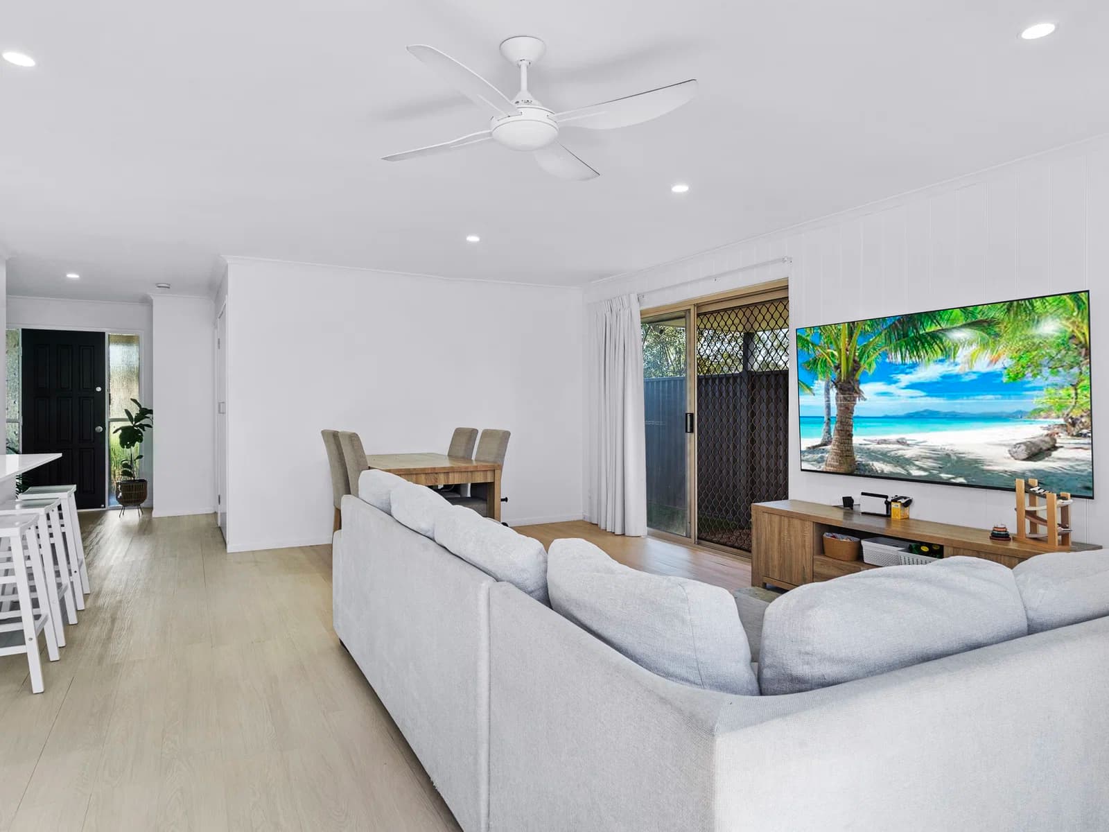 2 Bards Court, Nerang, QLD, 4211, Nerang - Thumbnail 4