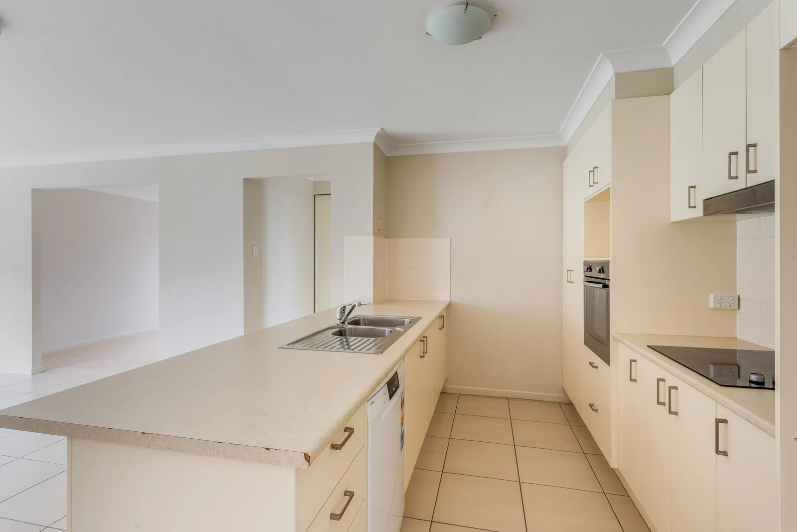 29 Montree Circuit, Kallangur, QLD, 4503, Kallangur - Thumbnail 3