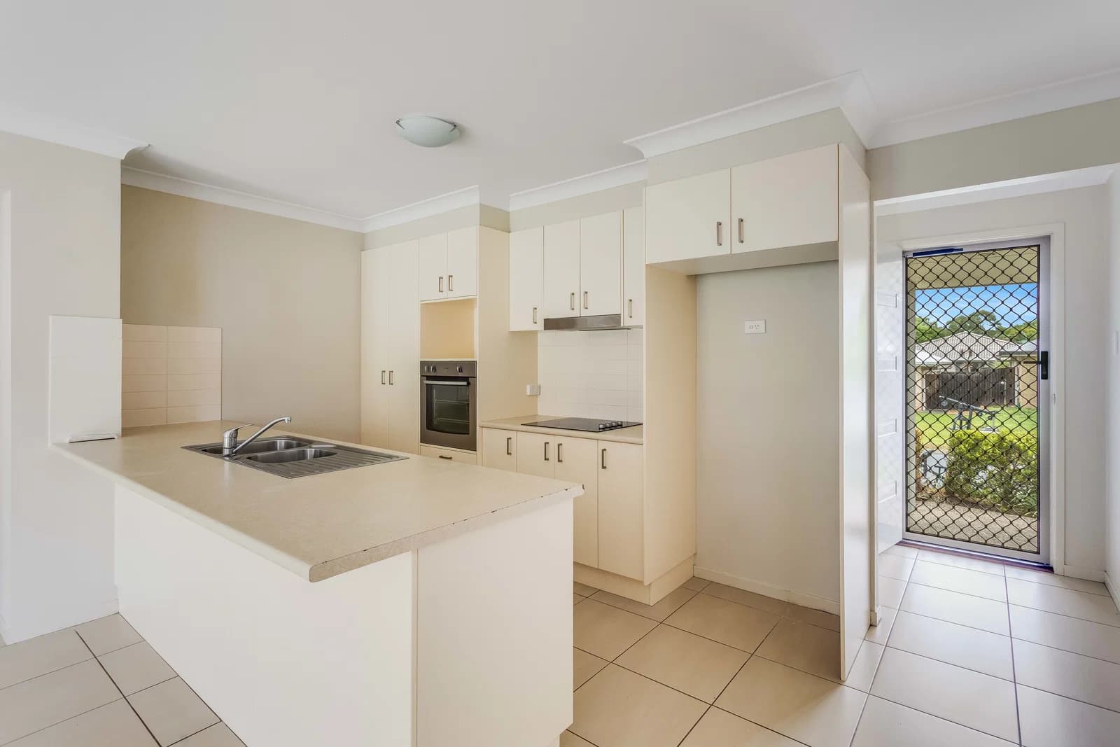 29 Montree Circuit, Kallangur, QLD, 4503, Kallangur - Thumbnail 4
