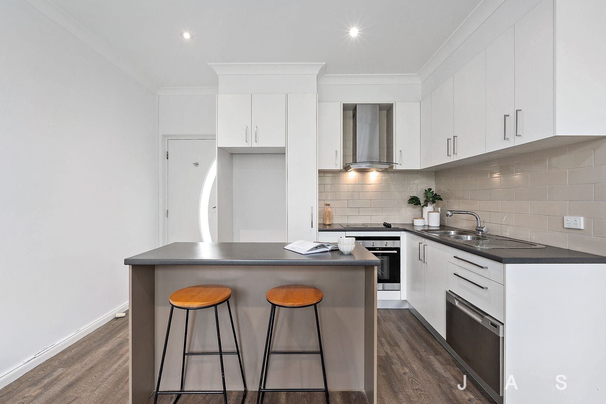 14/294 Nicholson Street Seddon VIC, Seddon - Thumbnail 3