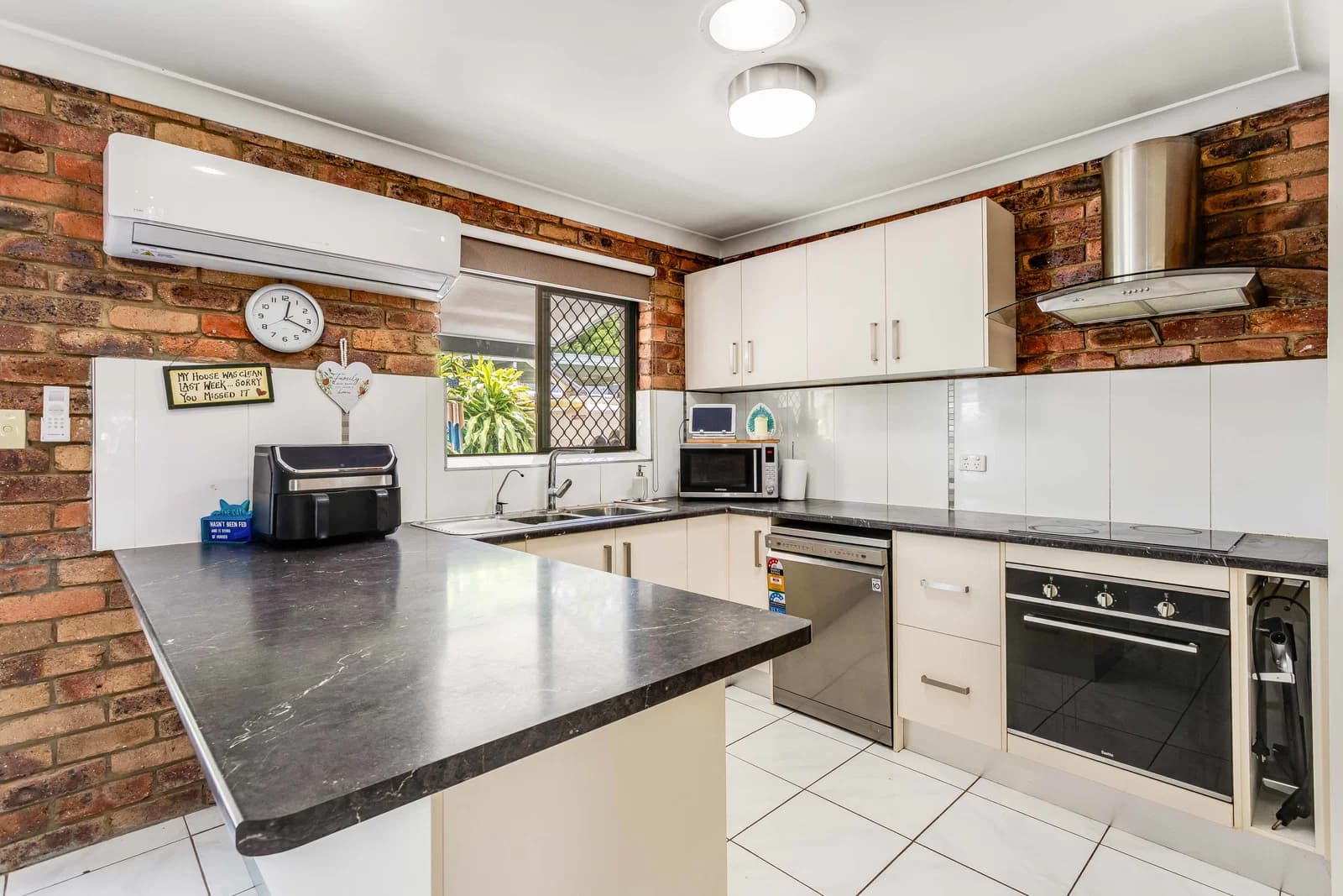 2 Water Street, Kallangur, QLD, 4503, Kallangur - Thumbnail 4