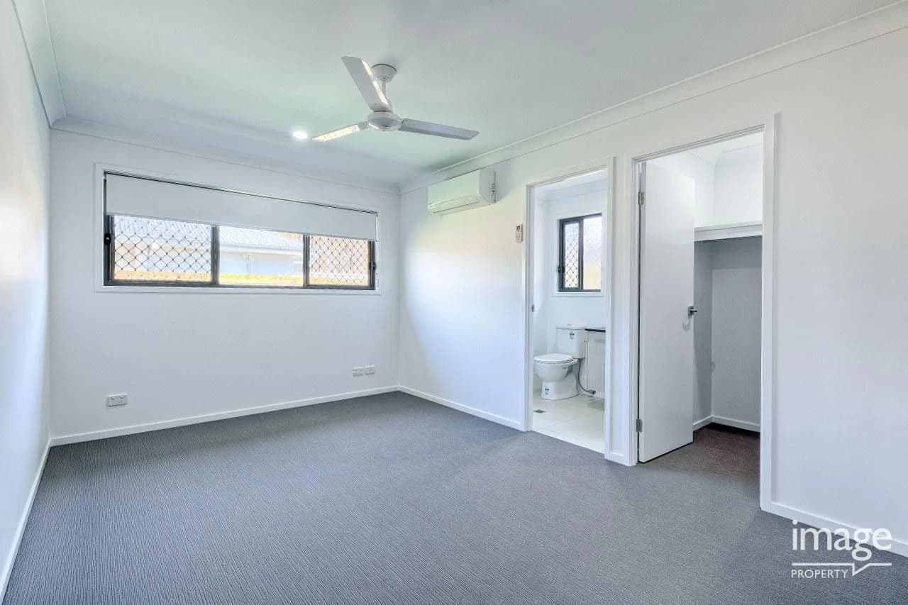 6 Santiago Crescent, Spring Mountain, QLD, 4300, Spring Mountain - Thumbnail 6