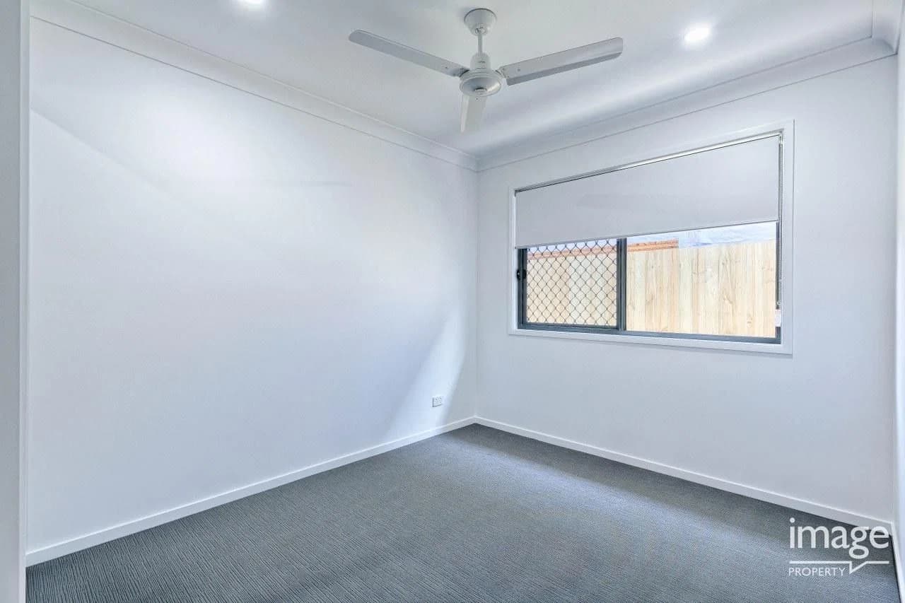 6 Santiago Crescent, Spring Mountain, QLD, 4300, Spring Mountain - Thumbnail 8
