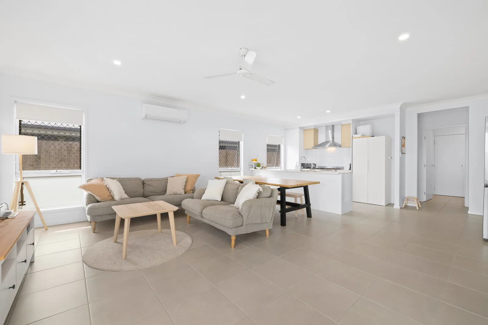 19 Sutherland Street, Thornlands, QLD, 4164, Thornlands - Thumbnail 2