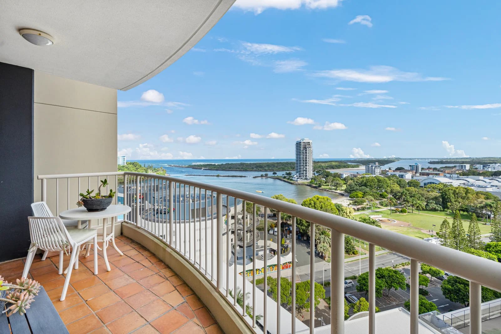 1009/2-4 Stuart Street, Tweed Heads, NSW, 2485, Tweed Heads - Thumbnail 3