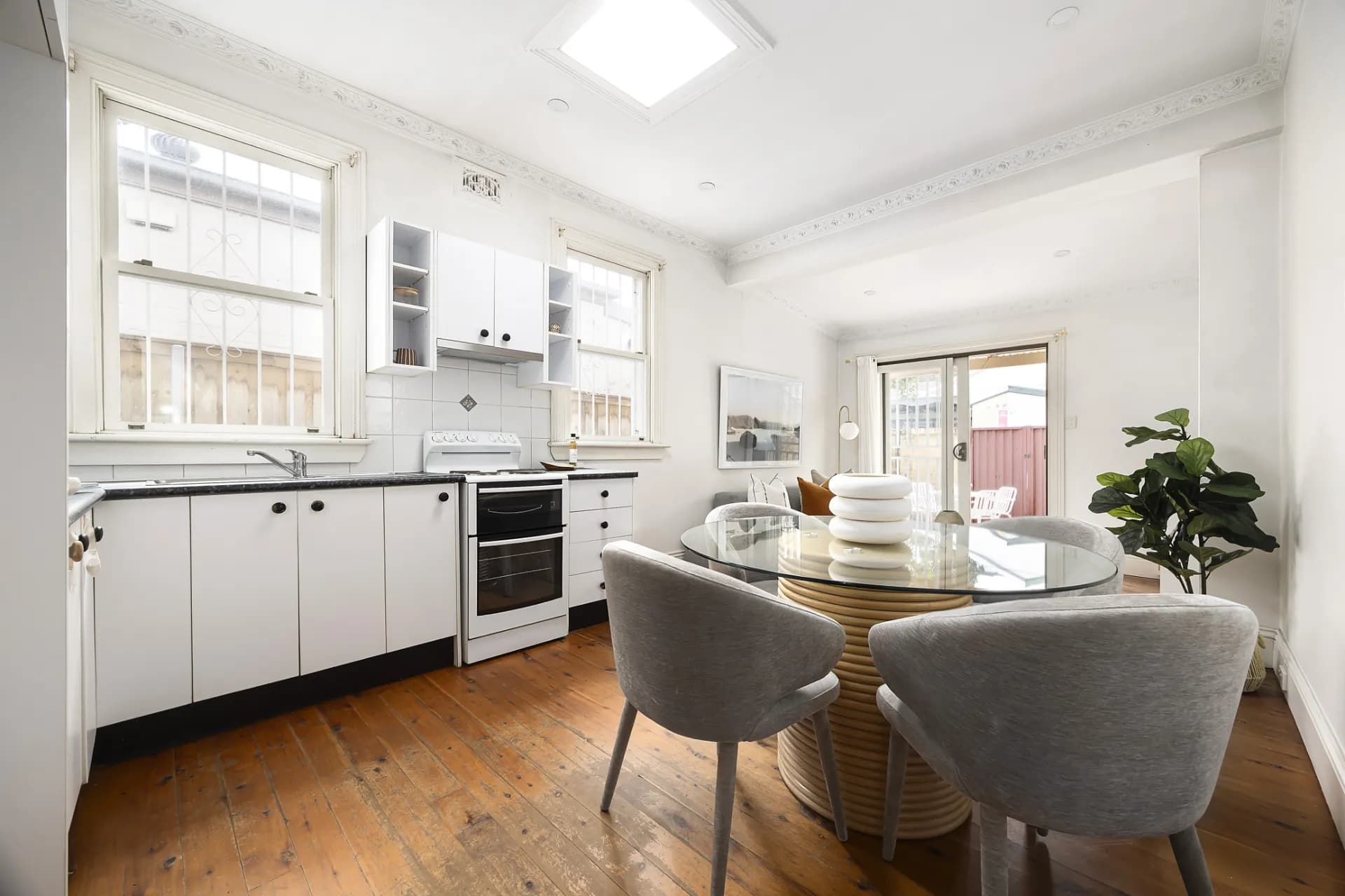 24 St James Road, Bondi Junction - Thumbnail 3