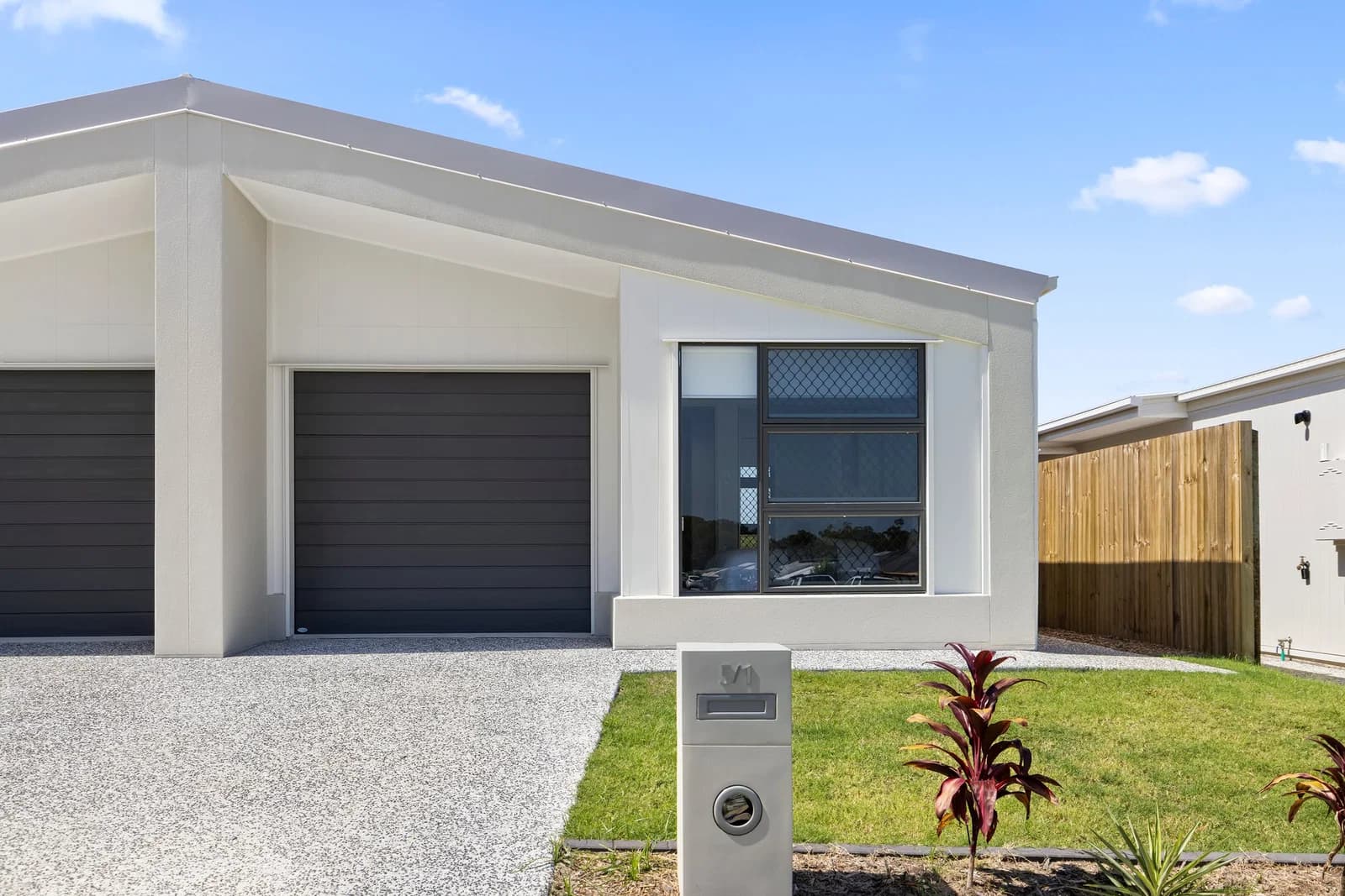 1/5 Kestrel Road, Park Ridge, QLD, 4125, Park Ridge - Image 1