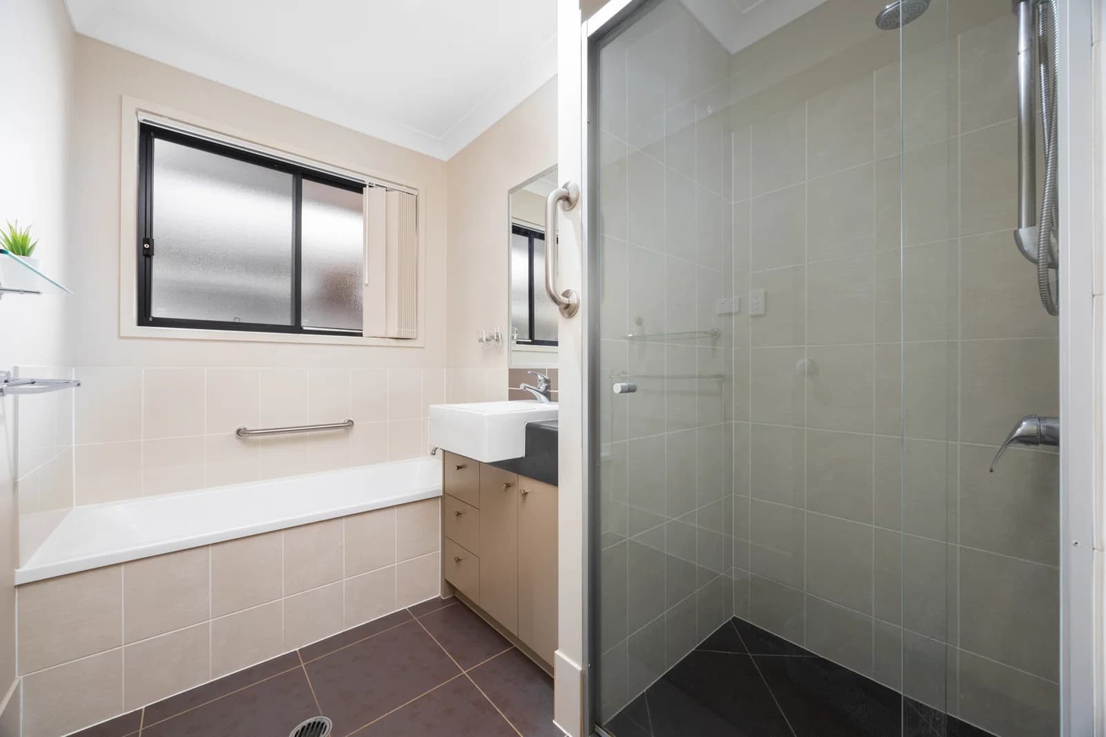 3 Honeyeater Crescent, Dakabin, QLD, 4503, Dakabin - Thumbnail 7