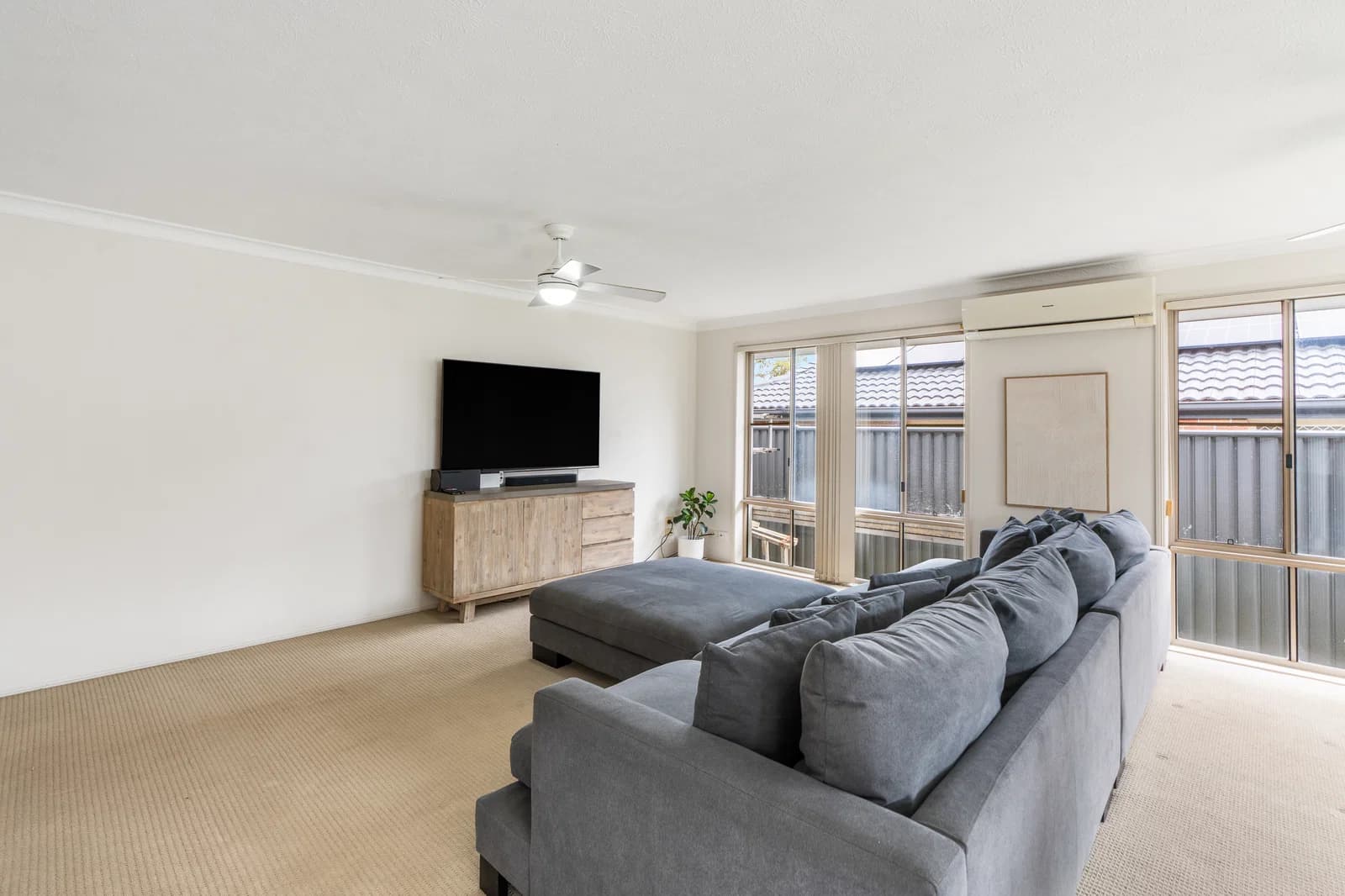 1/2 Huntingdale Place, Banora Point, NSW, 2486, Banora Point - Thumbnail 5