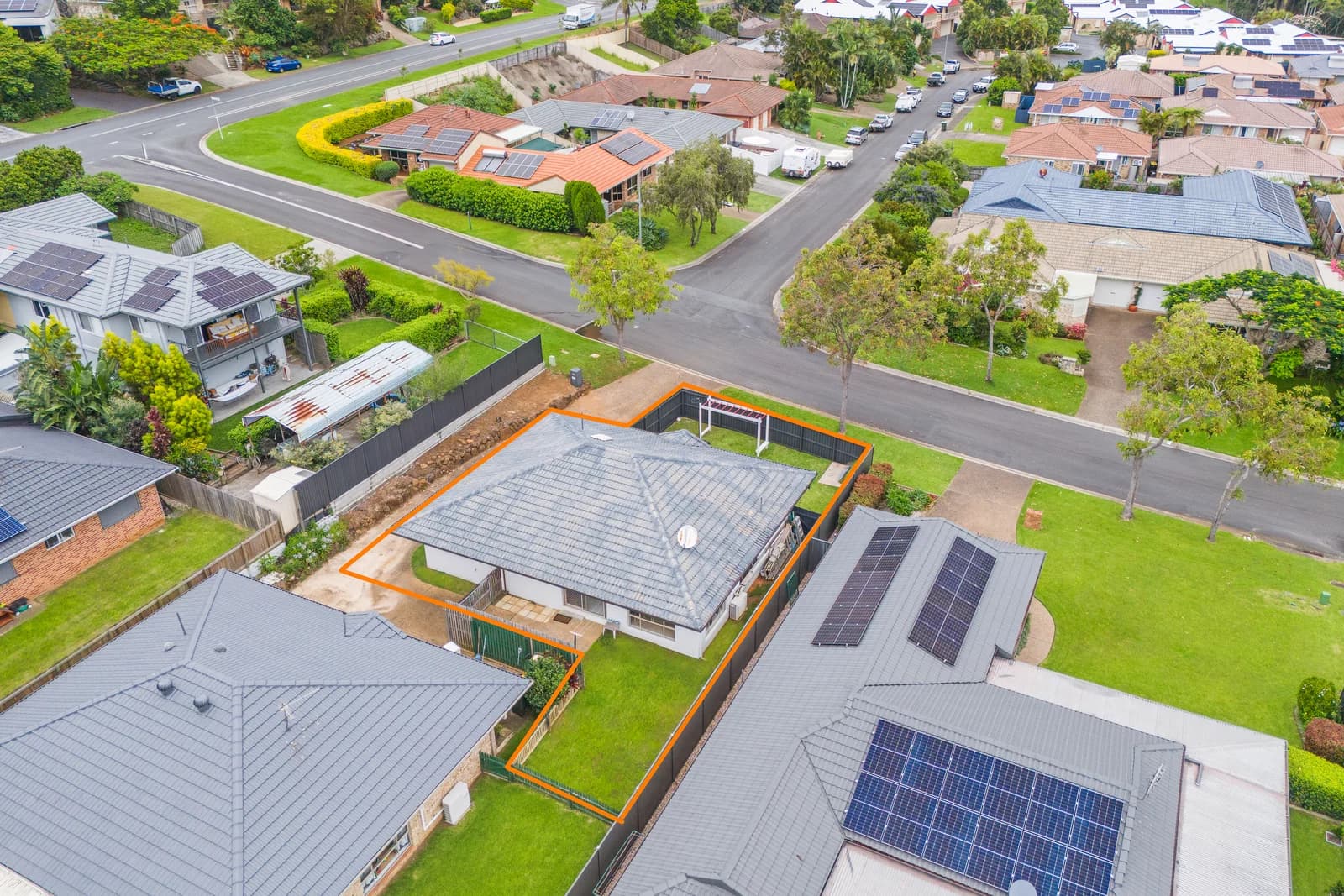 1/2 Huntingdale Place, Banora Point, NSW, 2486, Banora Point - Thumbnail 8