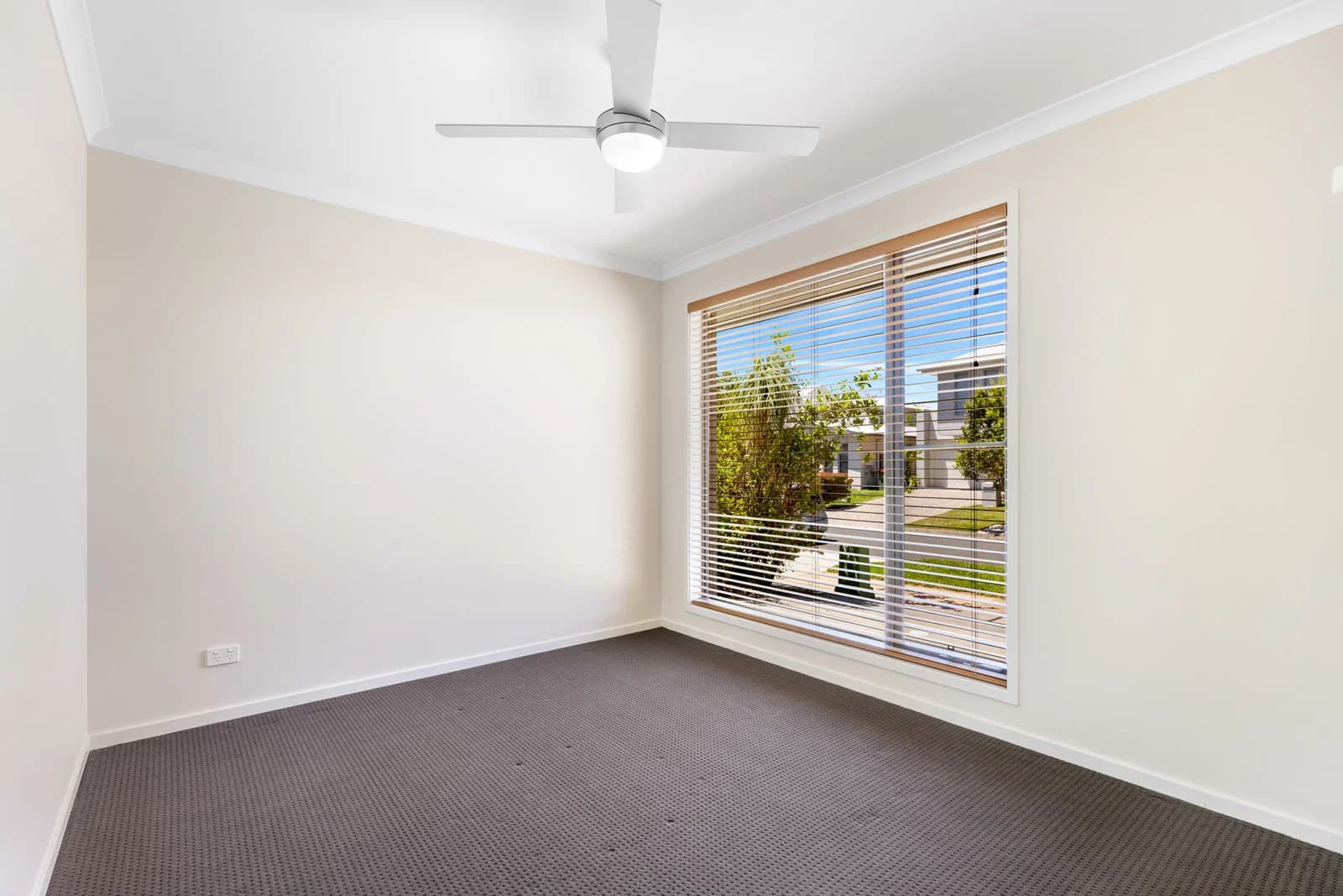 57 Sunshine Crescent, Caloundra West, QLD, 4551, Caloundra West - Thumbnail 6
