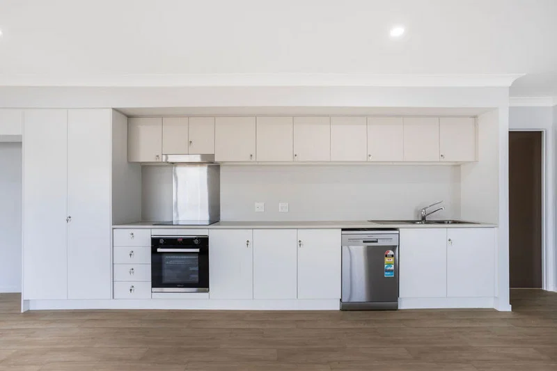 22 Dominique Way, Flinders View, QLD, 4305, Flinders View - Thumbnail 4