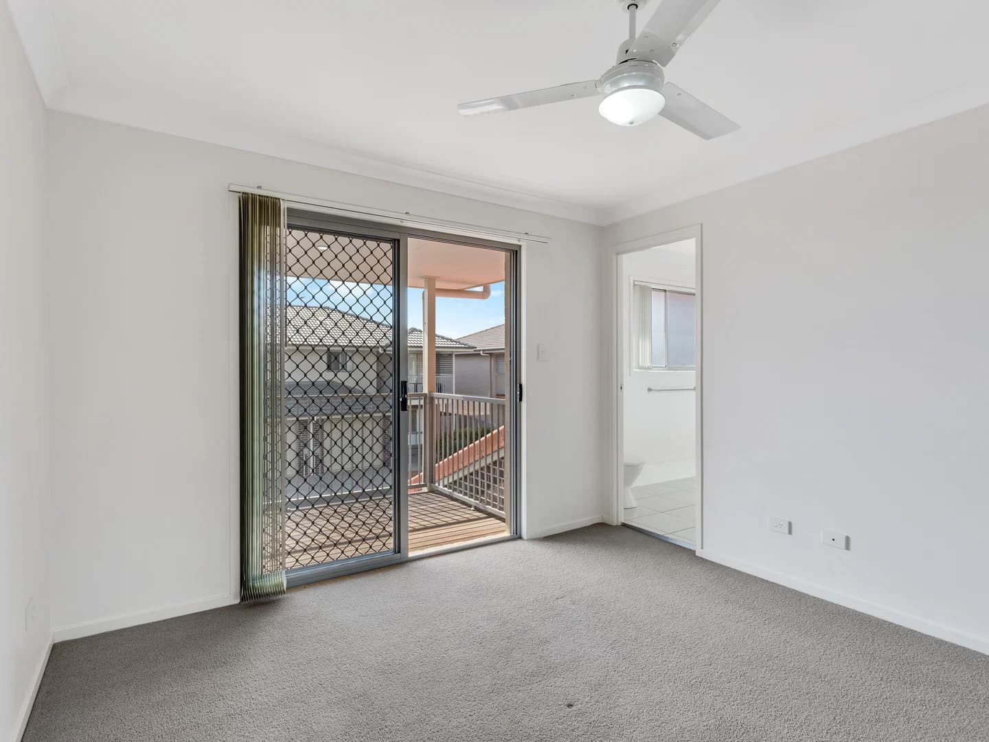 76/1 Bass Court, North Lakes, QLD, 4509, North Lakes - Thumbnail 3