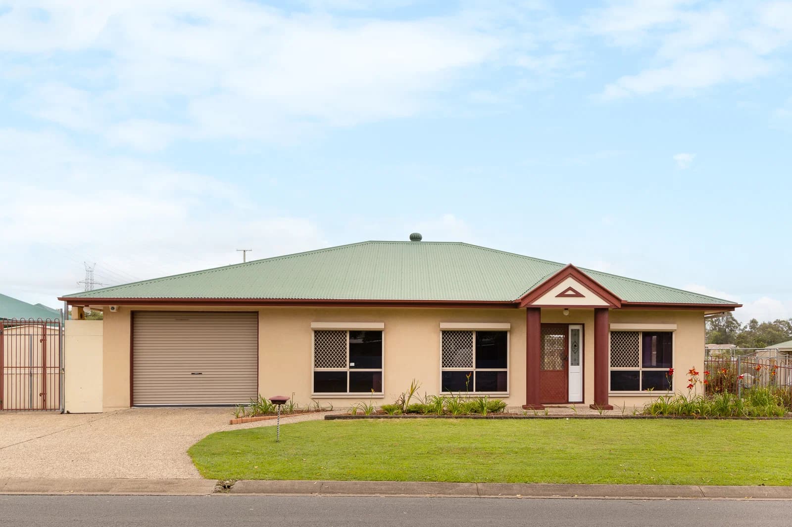 2 Pioneer Drive, Raceview, QLD, 4305, Raceview - Image 1