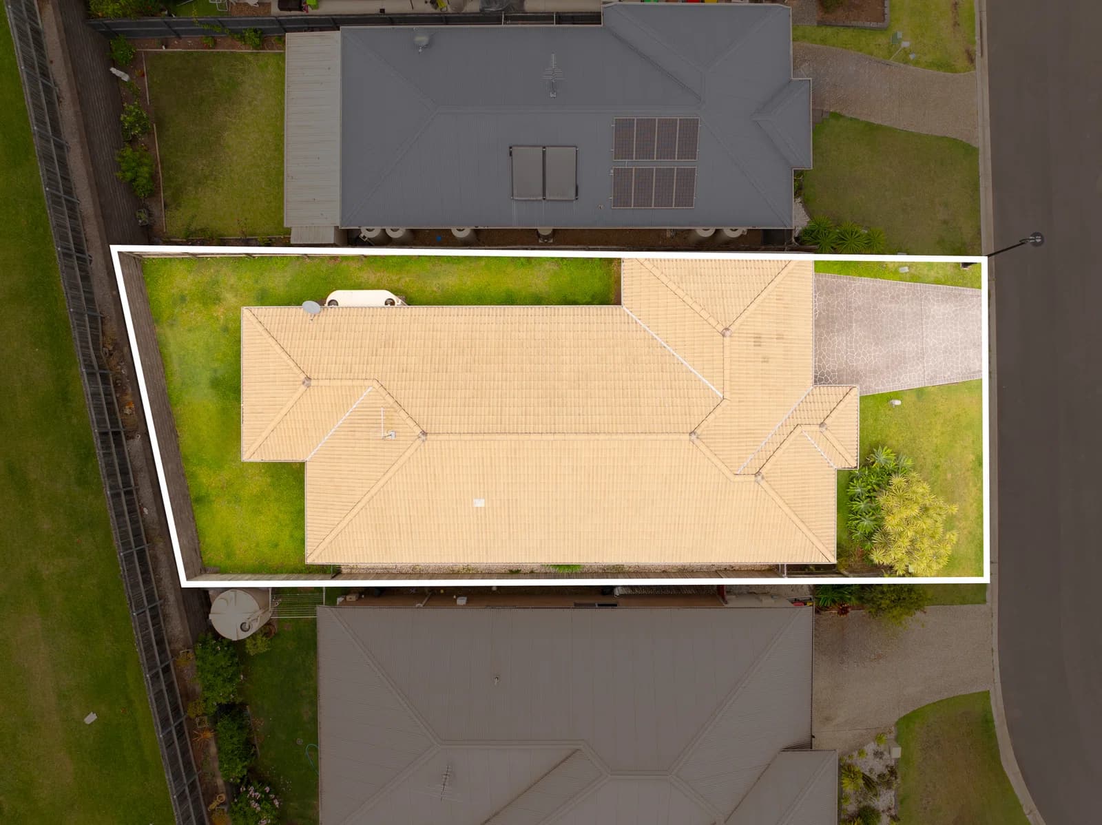 15 Bellthorpe Circuit, Kallangur, QLD, 4503, Kallangur - Thumbnail 2