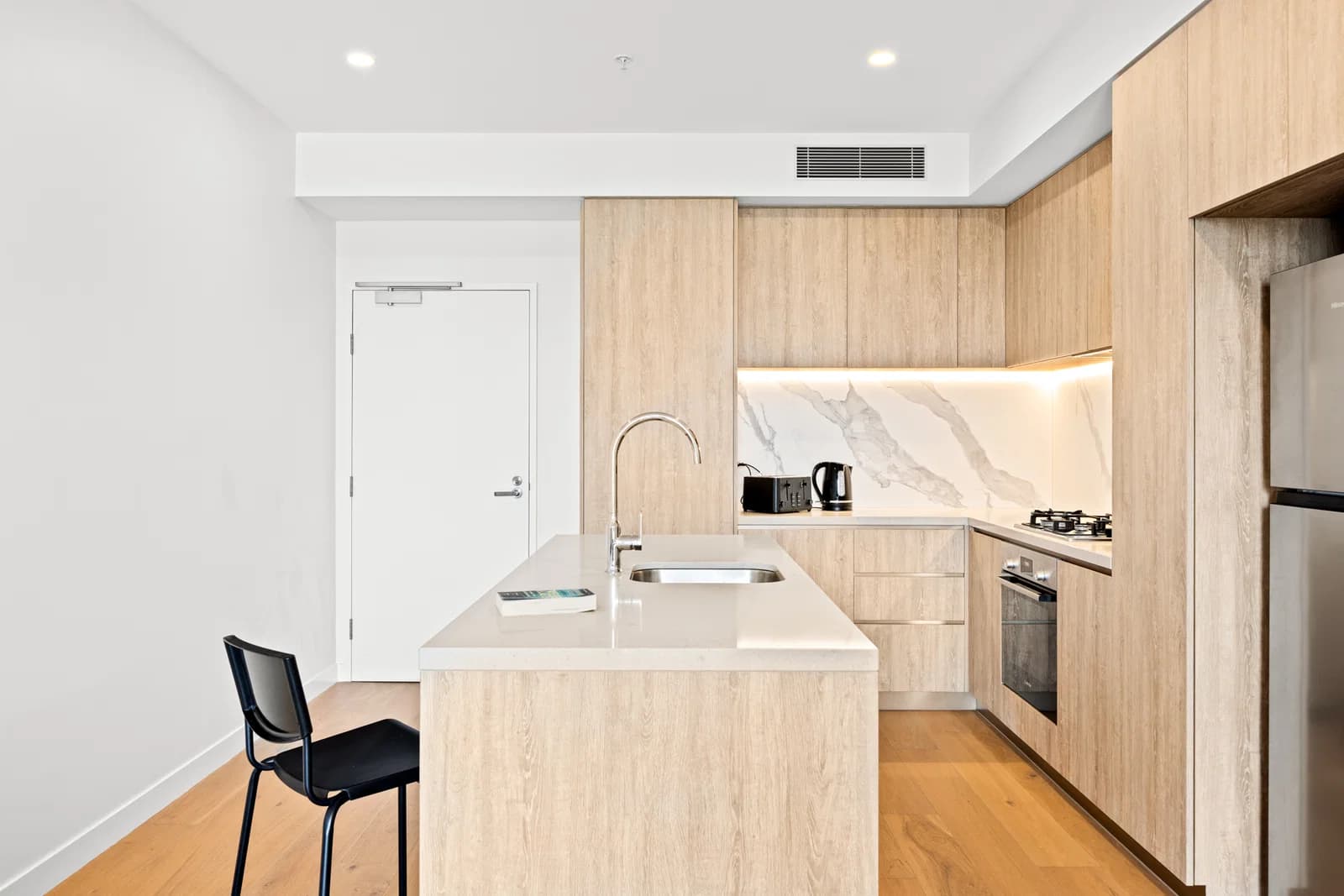 12408/5 The Darling Avenue, Broadbeach, QLD, 4218, Broadbeach - Thumbnail 4