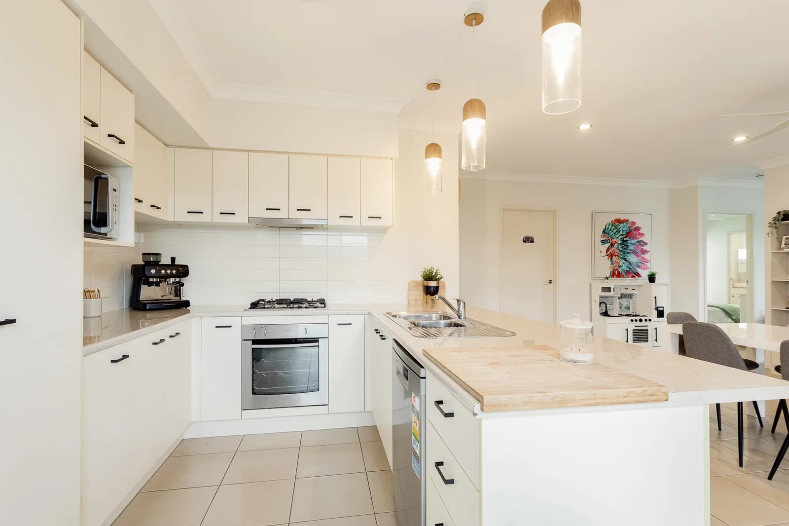 2 Bellthorpe Circuit, Kallangur, QLD, 4503, Kallangur - Thumbnail 4