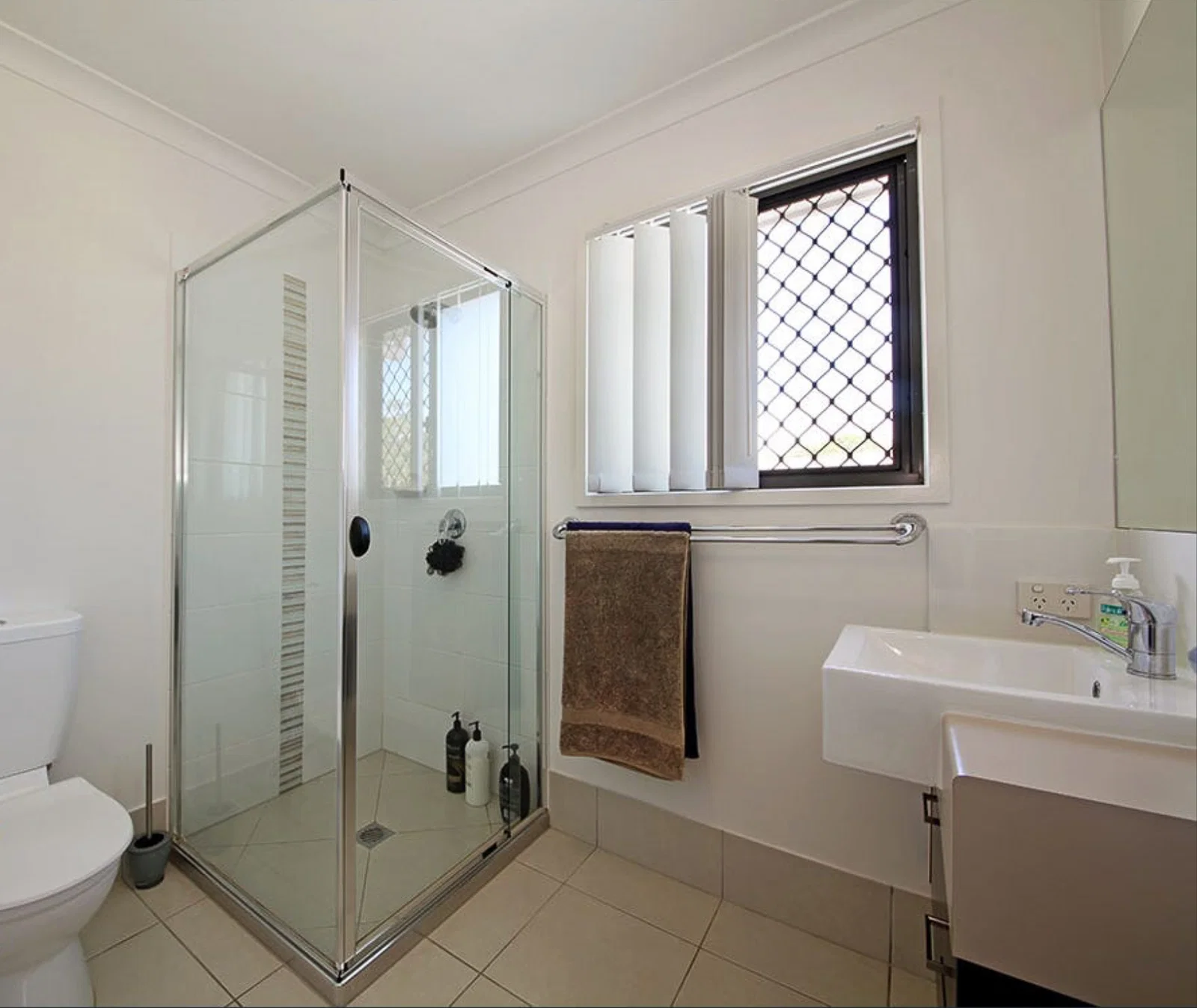3 Applewood Court, Kallangur, QLD, 4503, Kallangur - Thumbnail 7