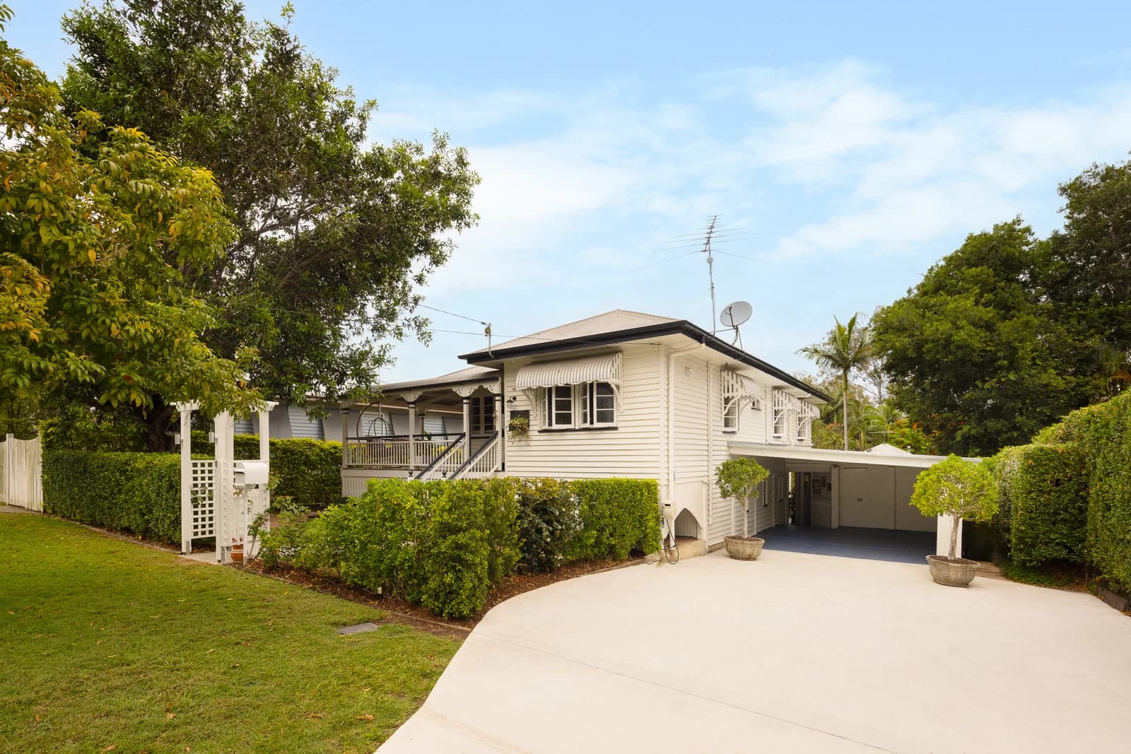 28 Campbell Terrace, Oxley, QLD, 4075, Oxley - Image 1