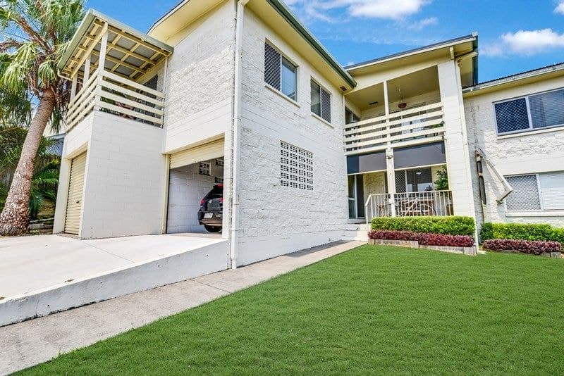 1/2 Pettigrew Street, Mooloolaba, QLD, 4557, Mooloolaba - Thumbnail 3