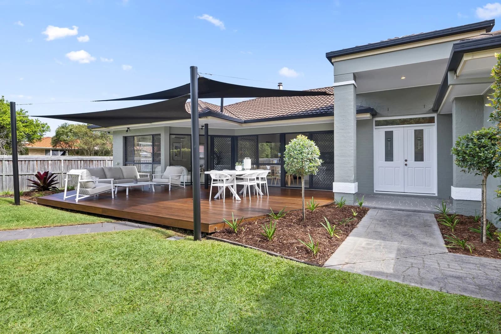 2 Nutmeg Court, Birkdale, QLD, 4159, Birkdale - Thumbnail 3
