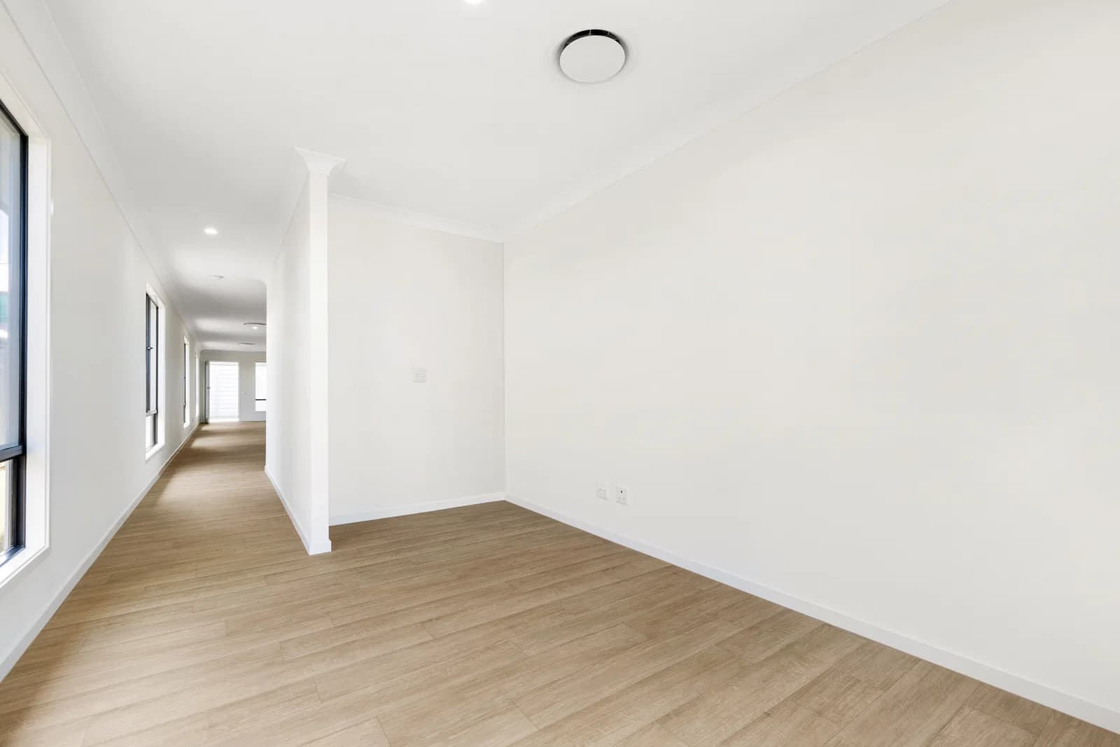 36 Florida Crescent, Spring Mountain, QLD, 4300, Spring Mountain - Thumbnail 2