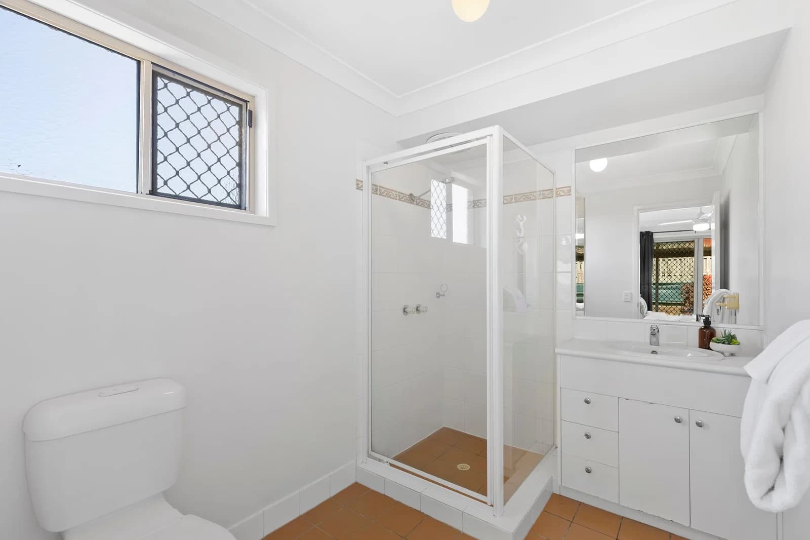 38 Samantha Street, Wynnum West, QLD, 4178, Wynnum West - Thumbnail 7