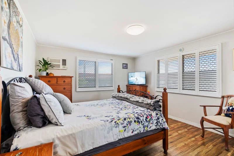 1054 Anzac Avenue, Petrie, QLD, 4502, Petrie - Thumbnail 5