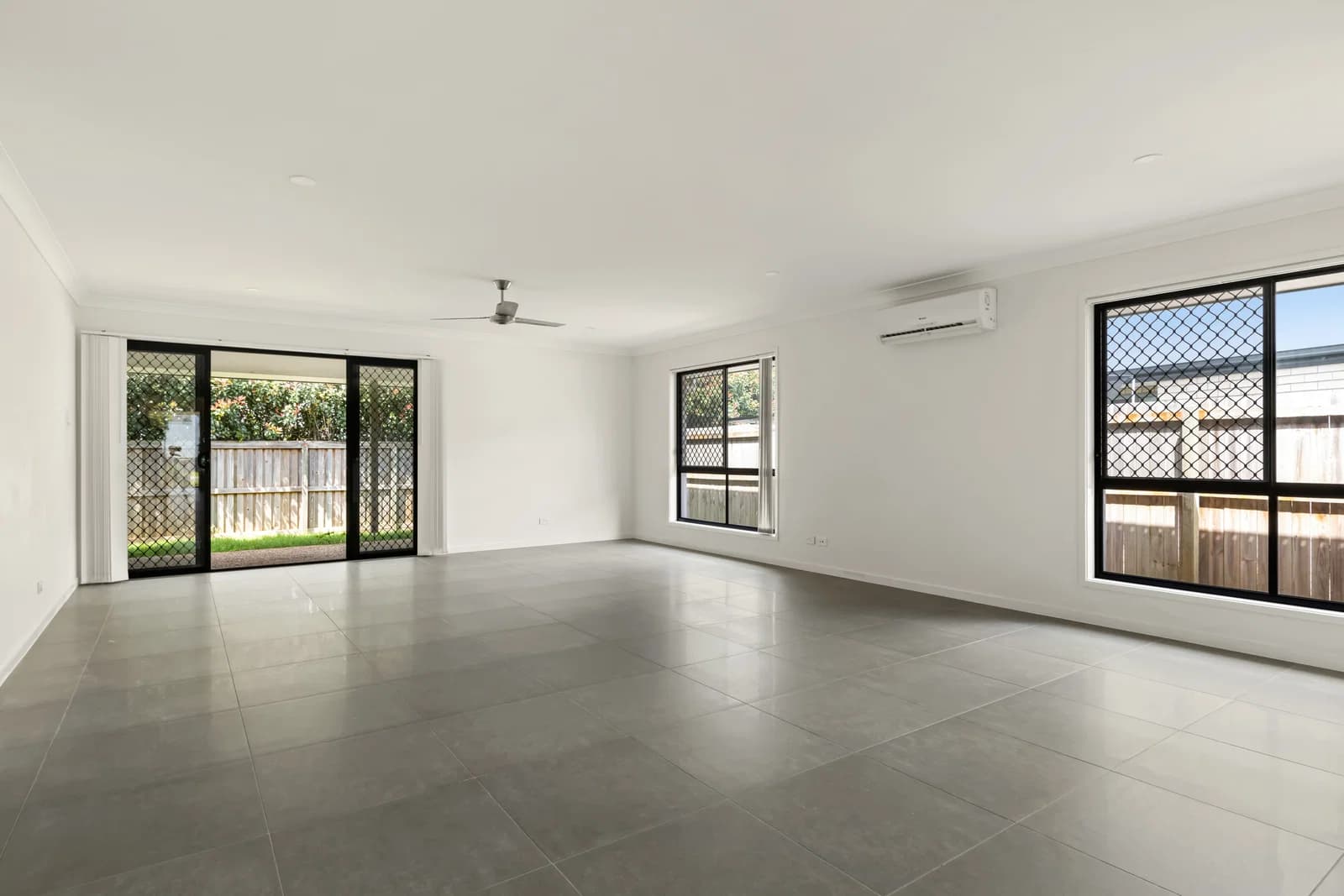 10 Swansea Circuit, Redland Bay, QLD, 4165, Redland Bay - Thumbnail 5