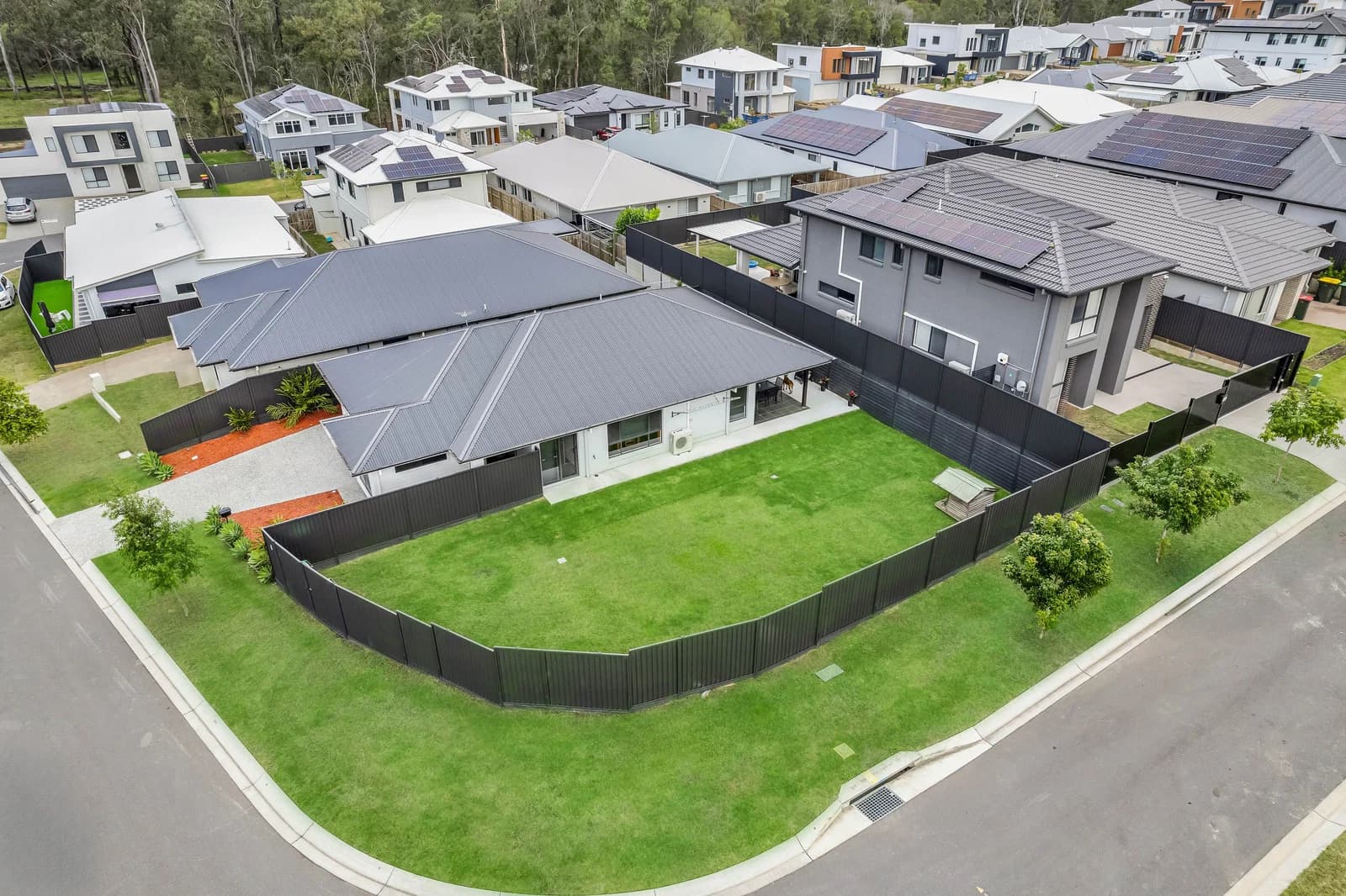 6 Diamond Street, Pallara, QLD, 4110, Pallara - Thumbnail 2
