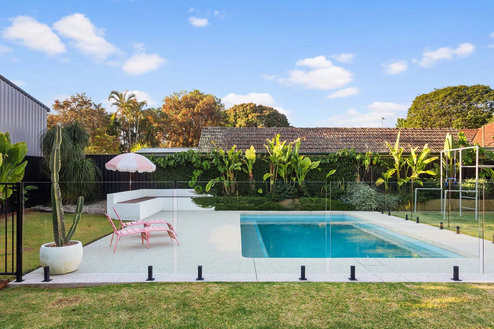 33 Prospect Street, Silkstone, QLD, 4304, Silkstone - Thumbnail 2