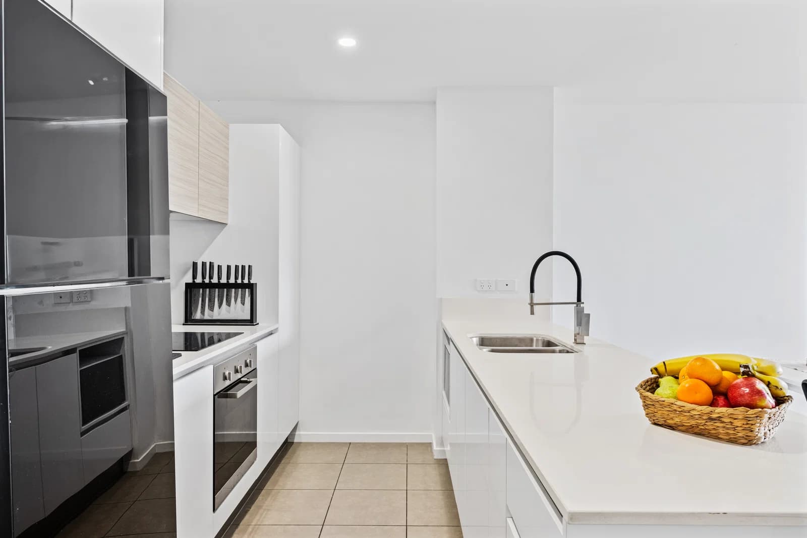 2310/1-7 Waterford Court, Bundall, QLD, 4217, Bundall - Thumbnail 6
