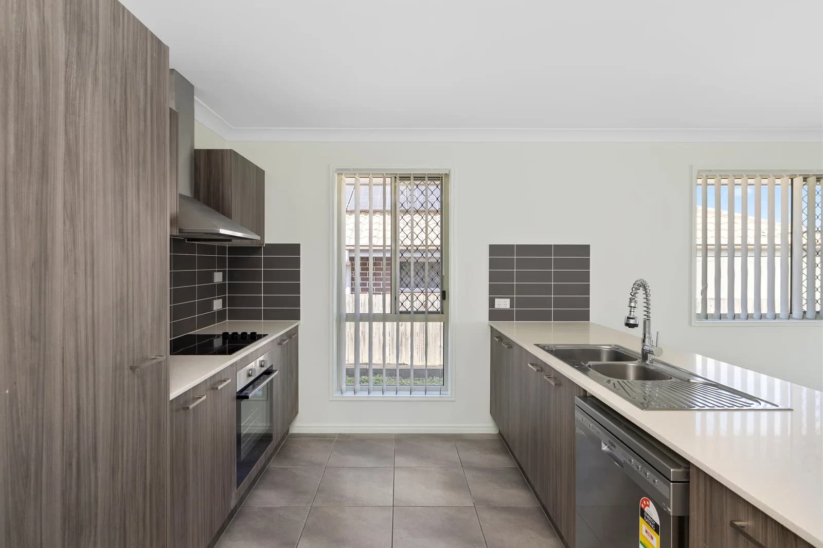 11 Kuranda Street, Waterford, QLD, 4133, Waterford - Thumbnail 2