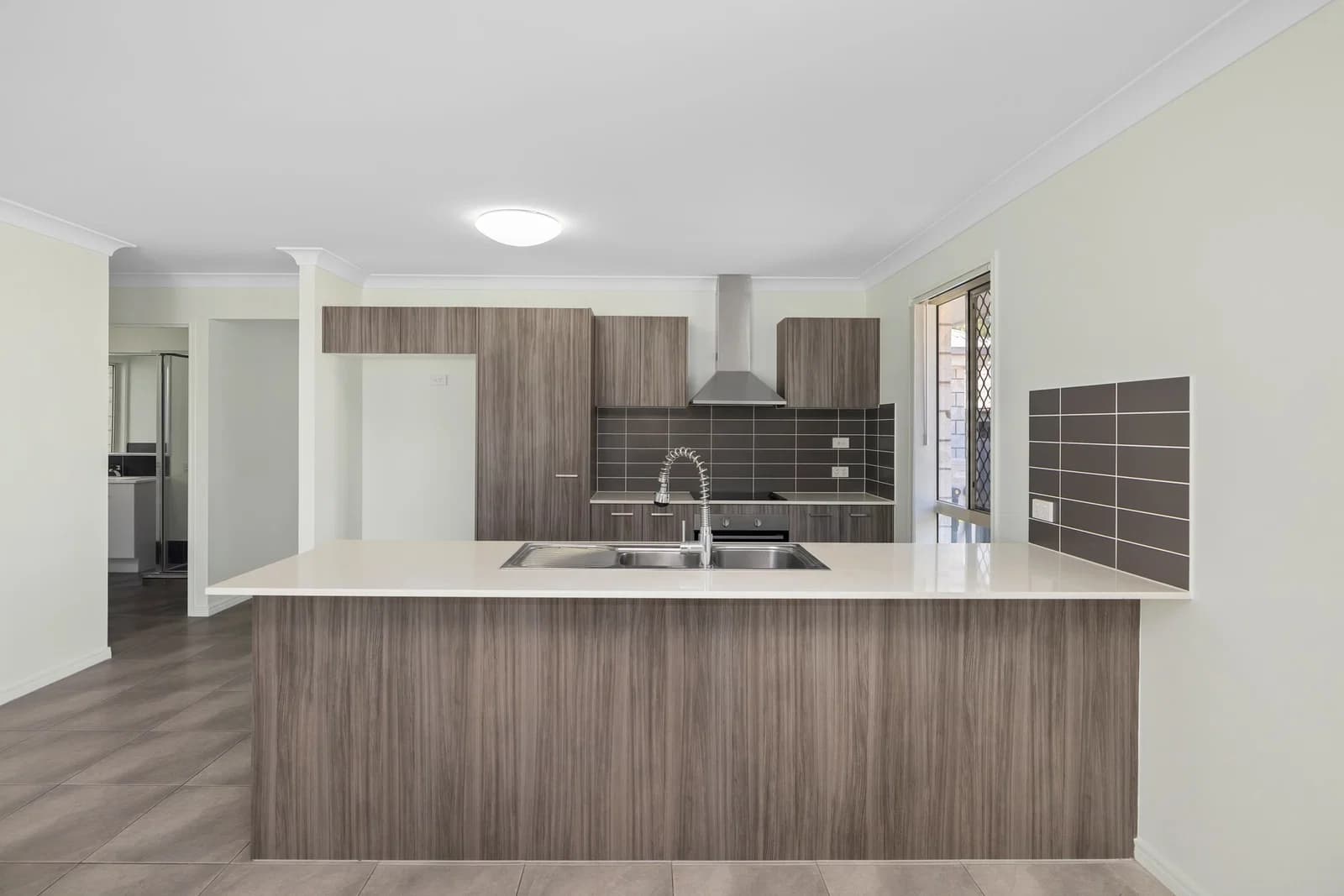 11 Kuranda Street, Waterford, QLD, 4133, Waterford - Thumbnail 5