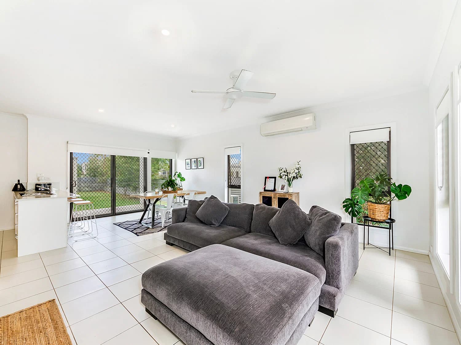 22 Napier Avenue Mango Hill QLD 4509, Mango Hill - Thumbnail 2